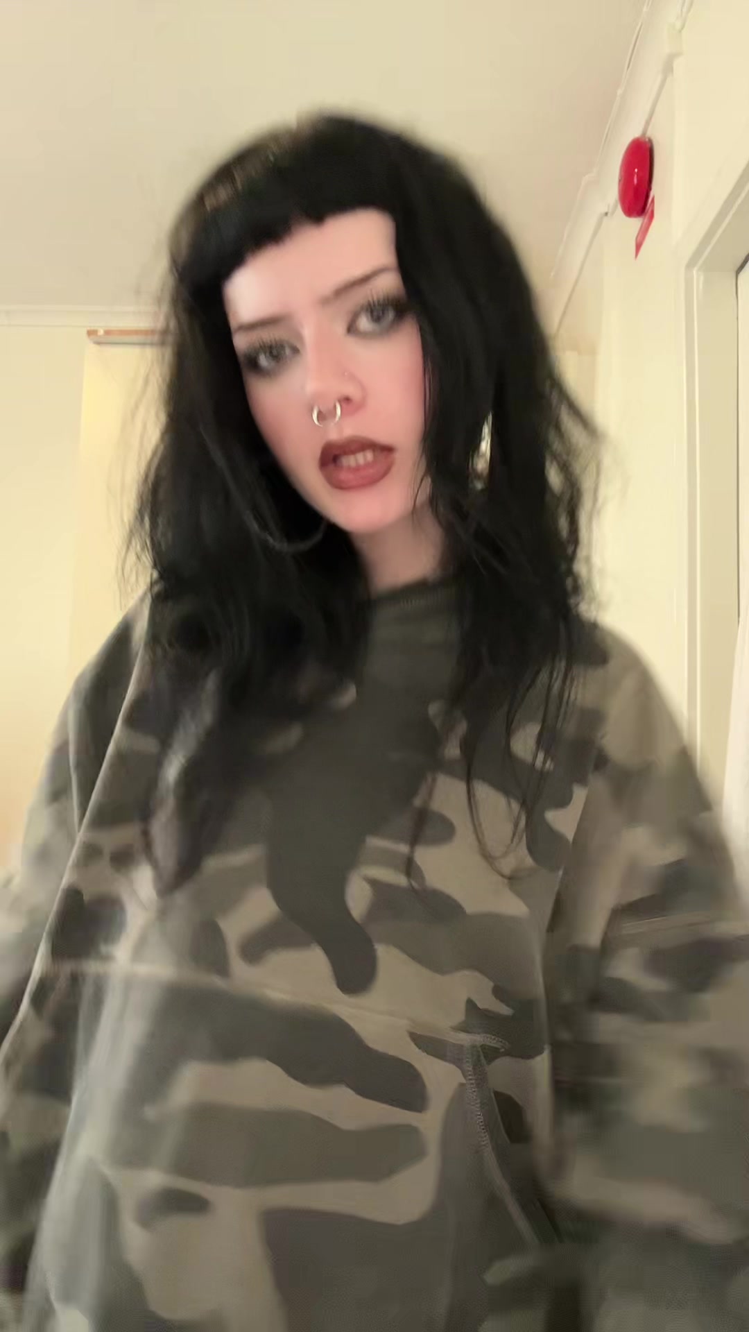 @╋━