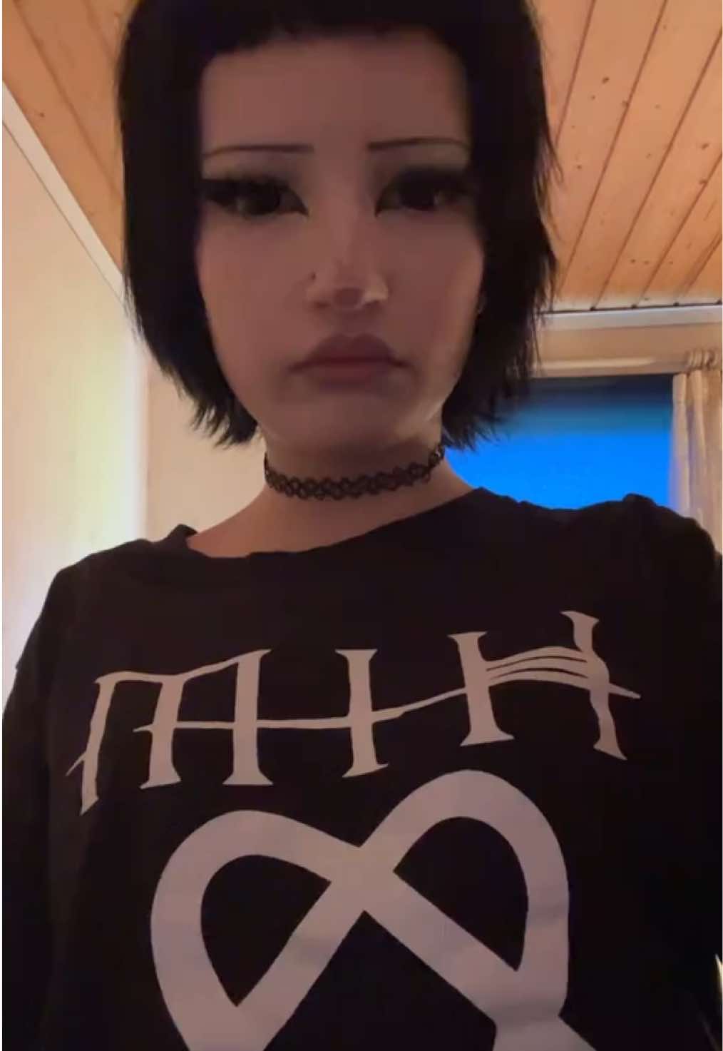 @Thera🦇