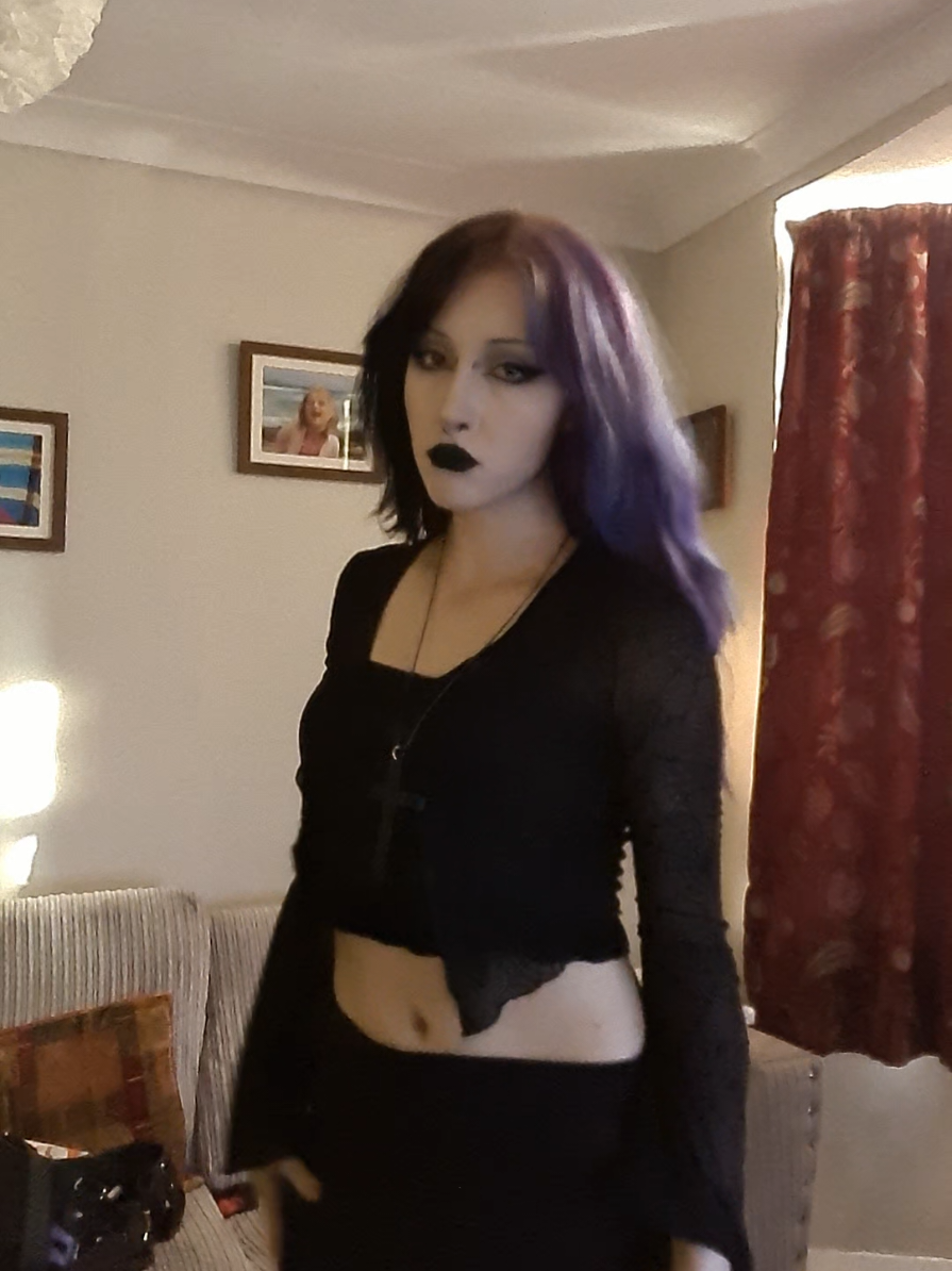 @Eve 🦇
