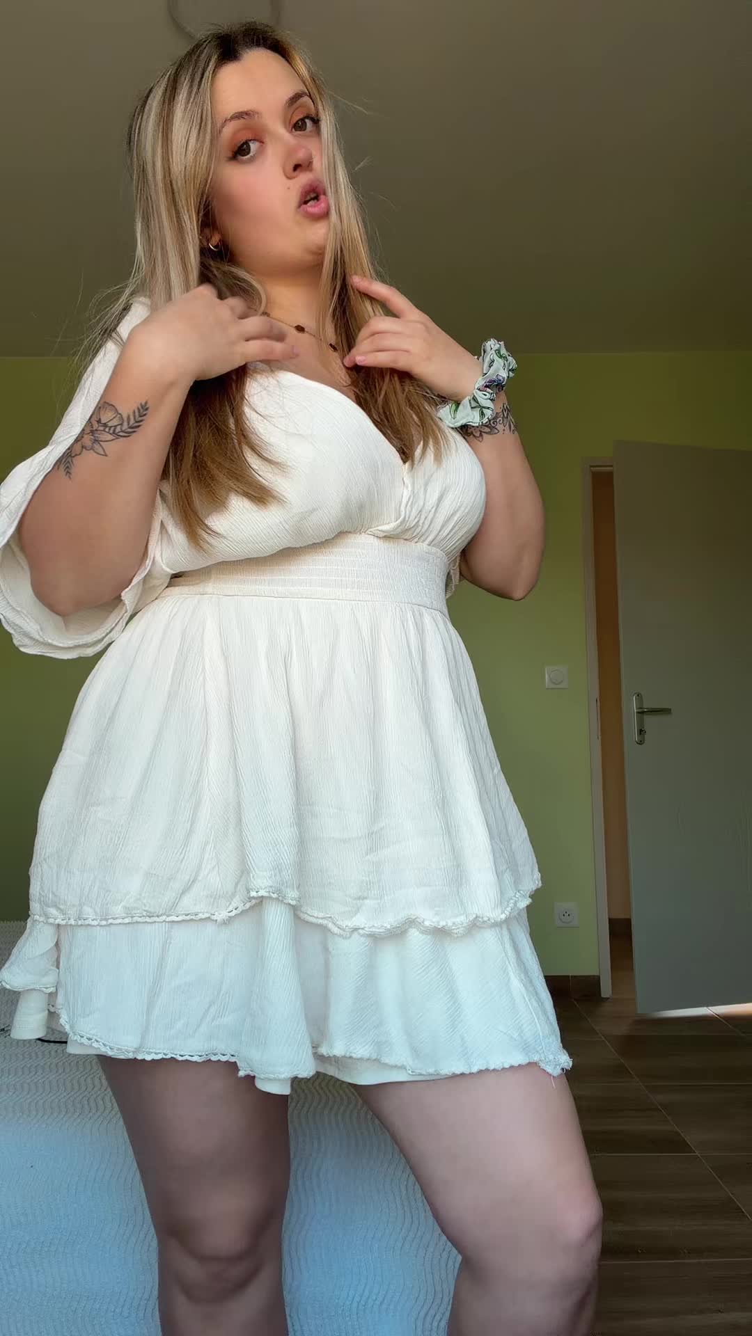 @julielunique