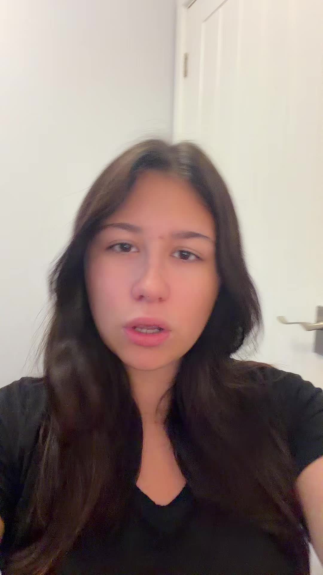 @bettspam🌚