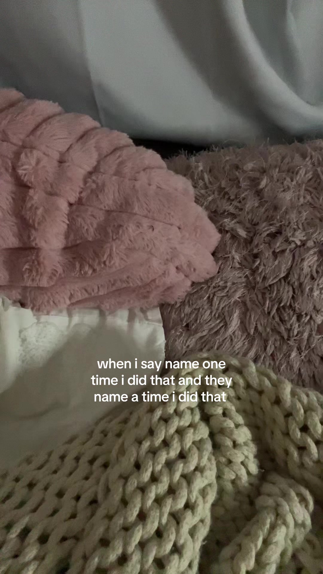 @ℰ