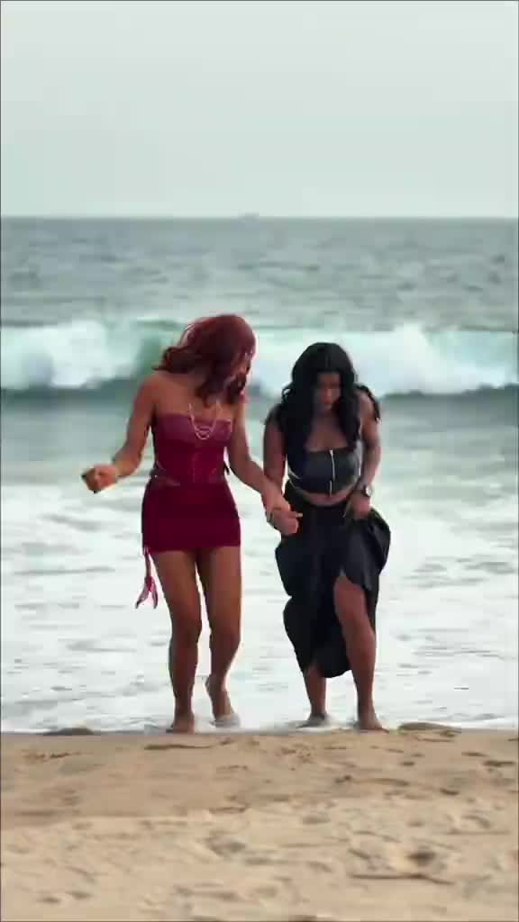 @afroblueries