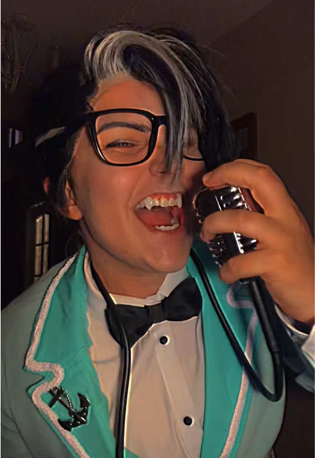 @Wolfie🦈
