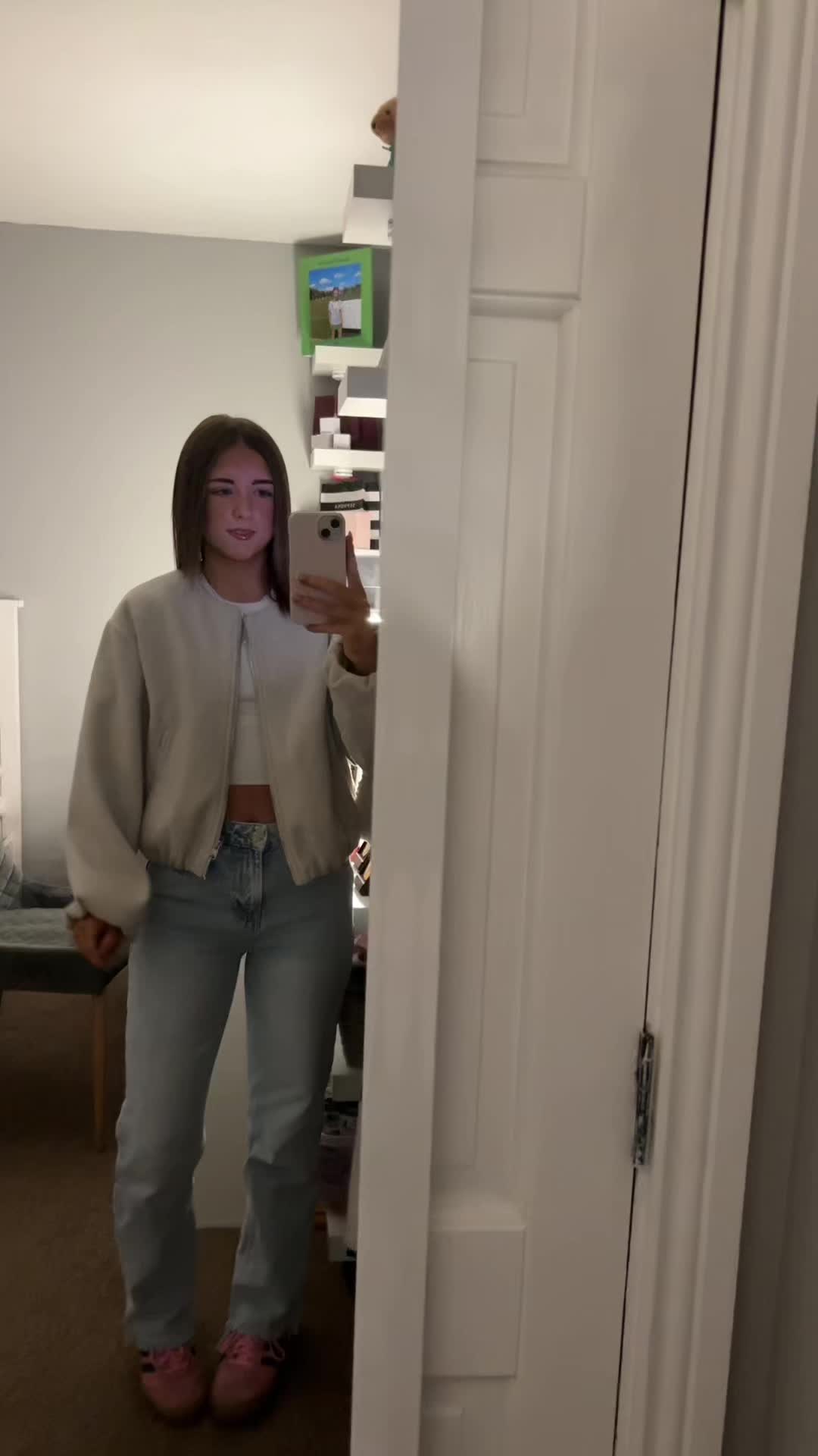 @𝐌 𝐀 𝐃 𝐈 𝐒 𝐎 𝐍💘