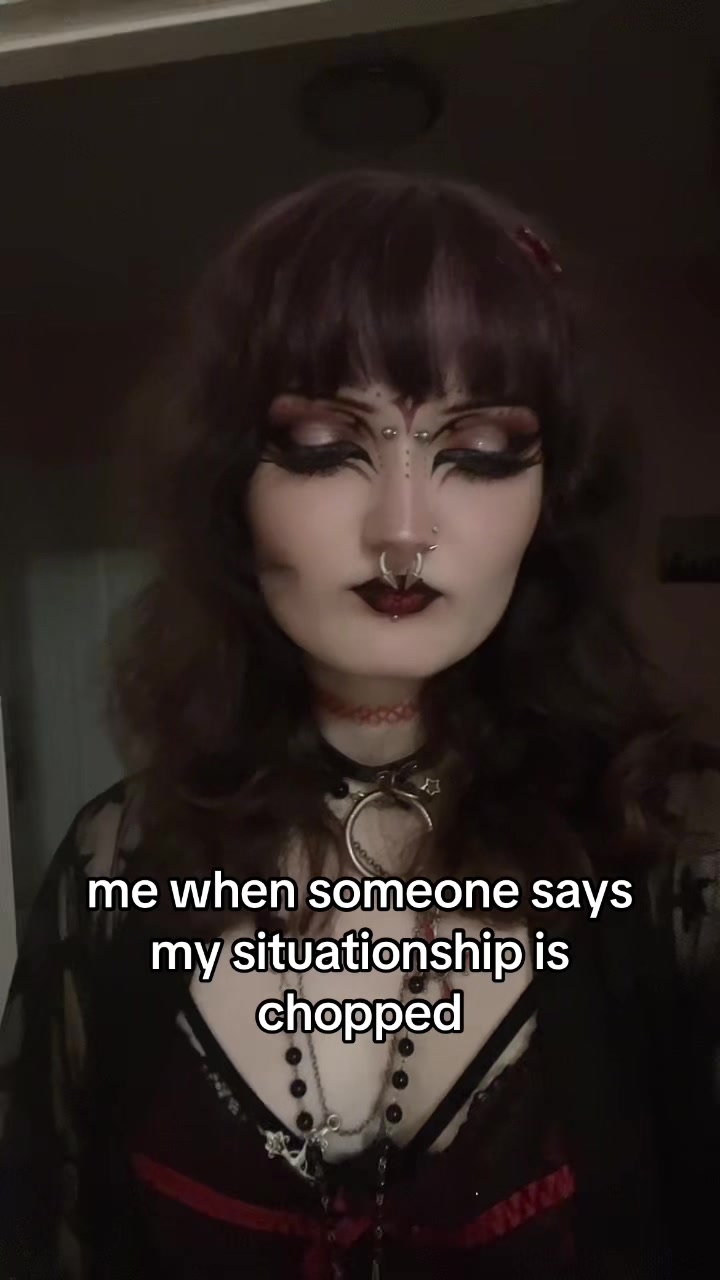 @elvira