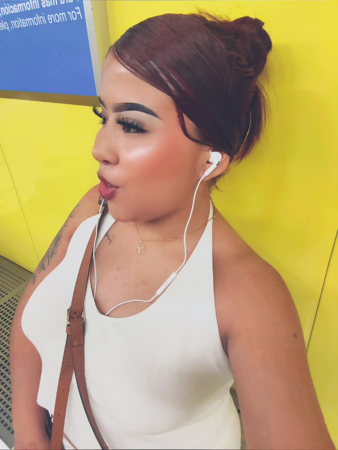 @𝑪𝒓𝒊𝒔𝒕𝒊𝒏𝒂 𝑬 🍒