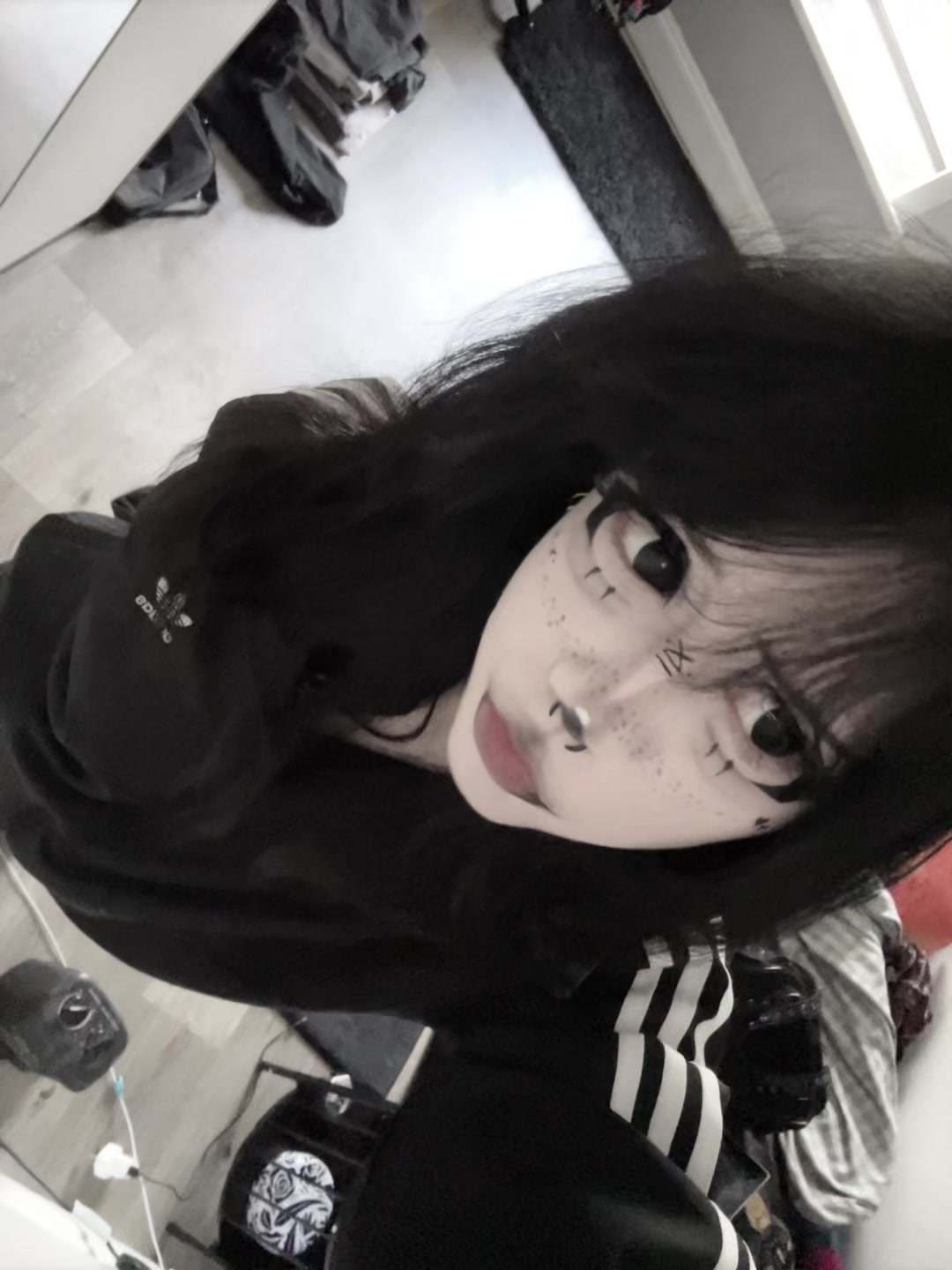 @risley •⩊•
