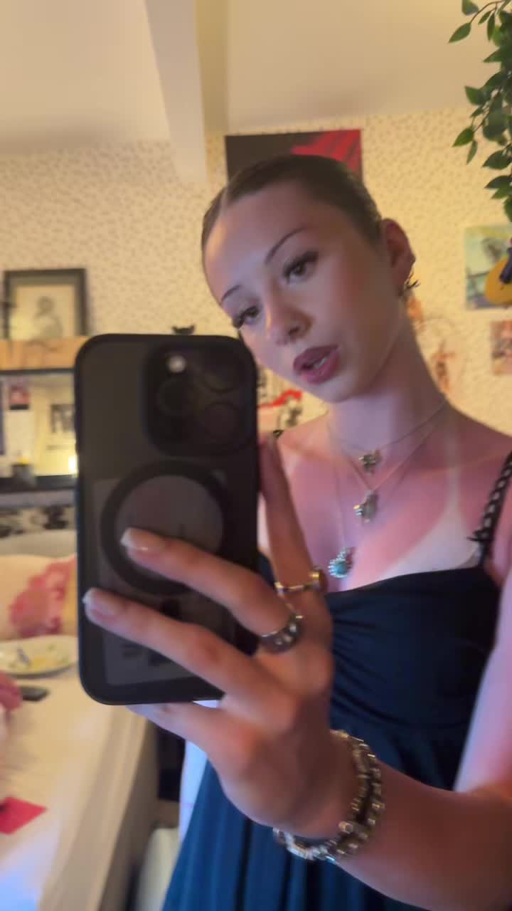 @Chloe🪲