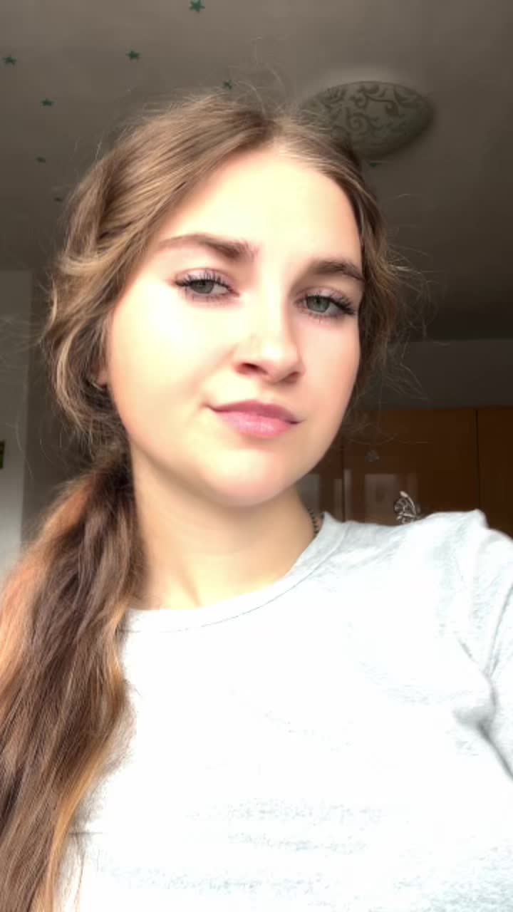 @c.tania17