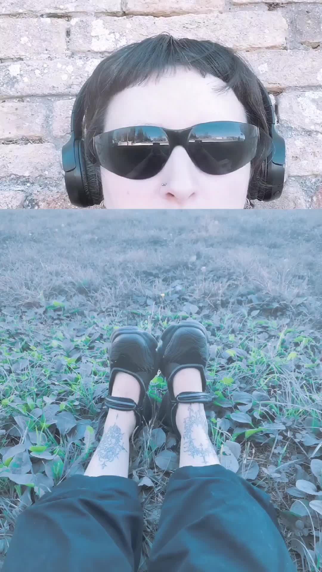@thecrispyflowers