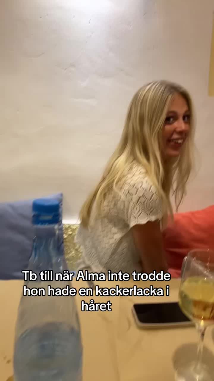 @ella hansson