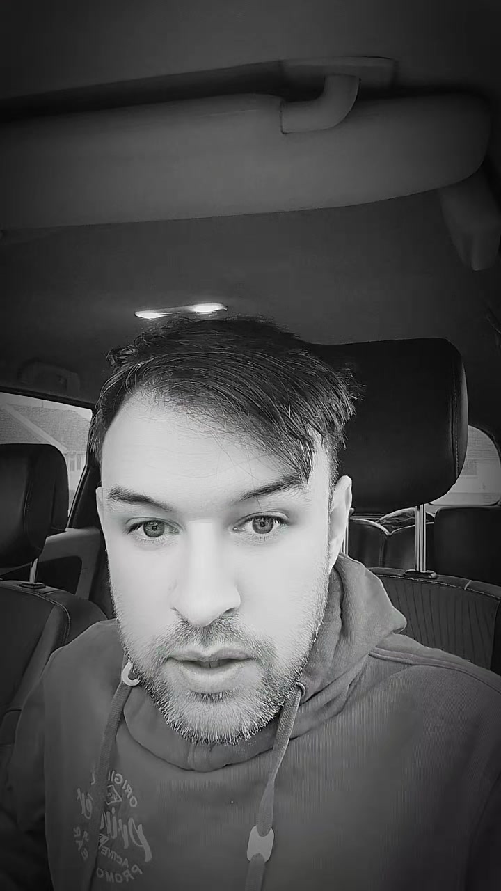 @MIKEY🏳️&zwj;🌈🏴󠁧󠁢󠁷󠁬󠁳󠁿🌄J