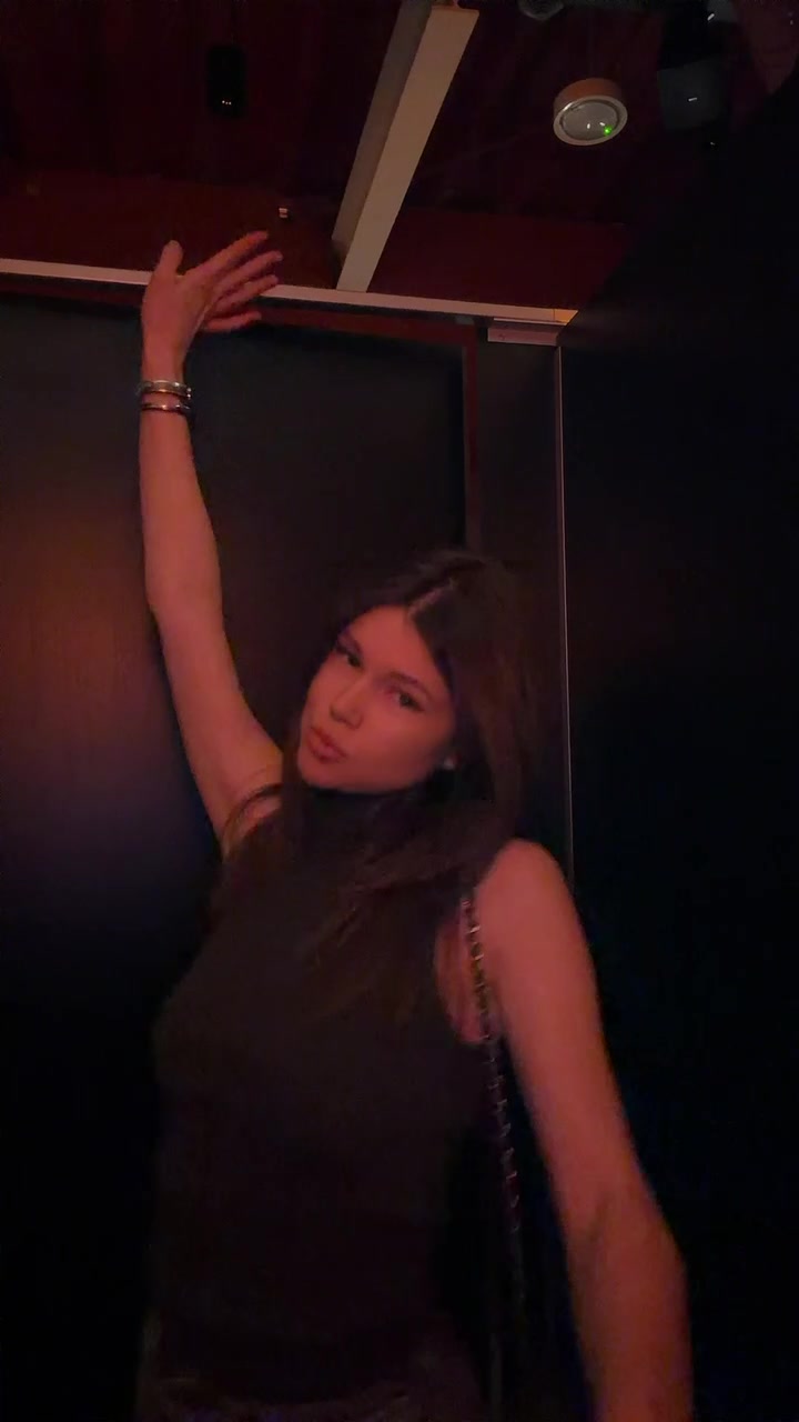 @Karolina