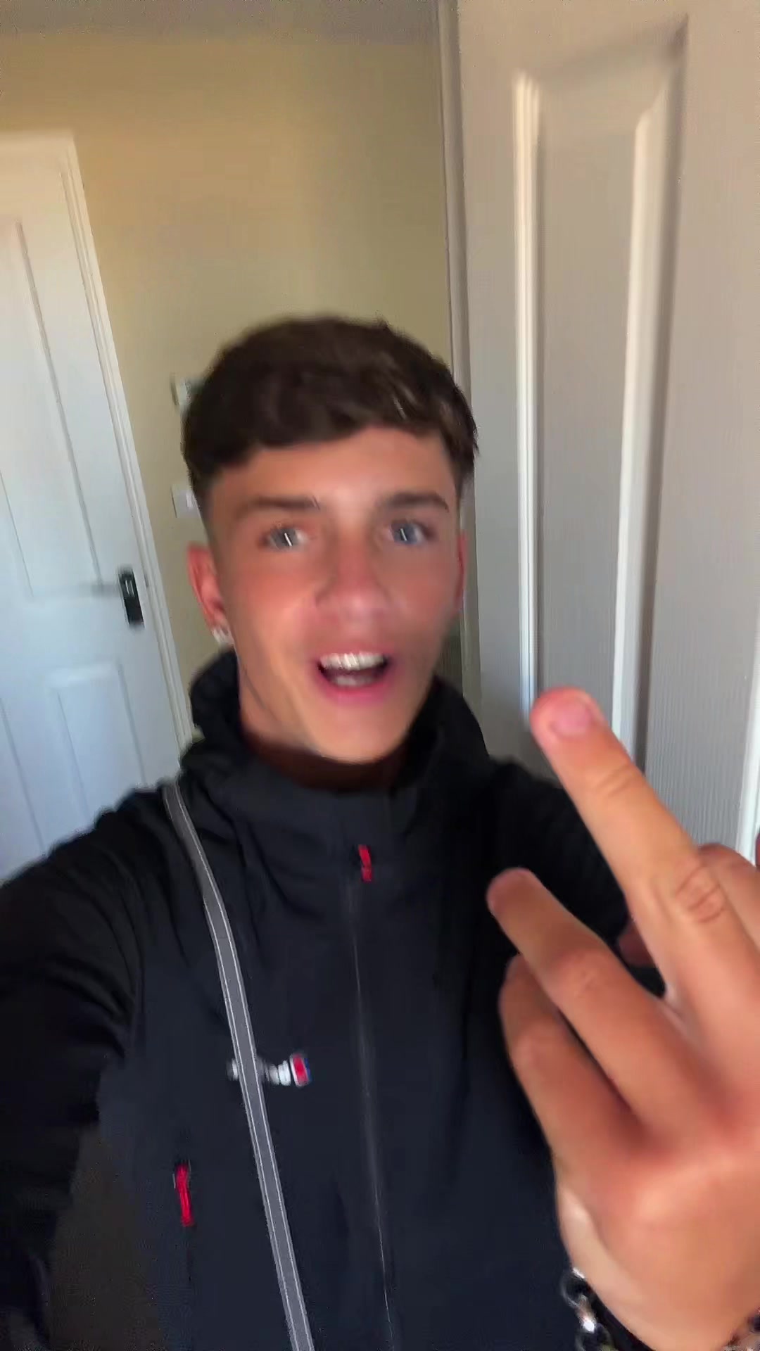 @dannymil_