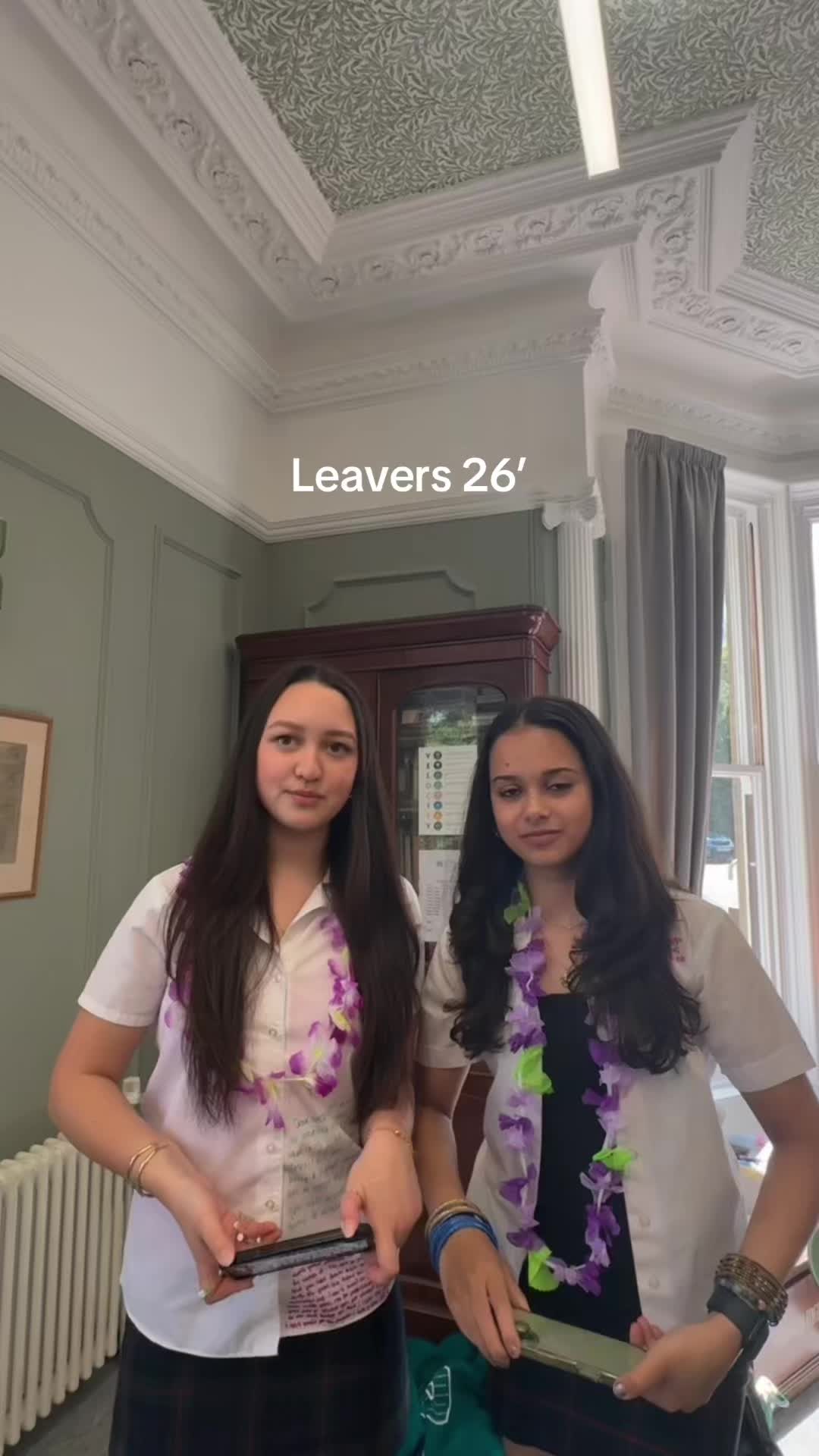 @Izzyauk