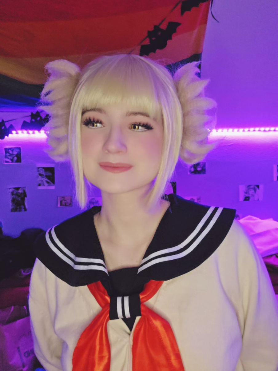 @hina_cosplays