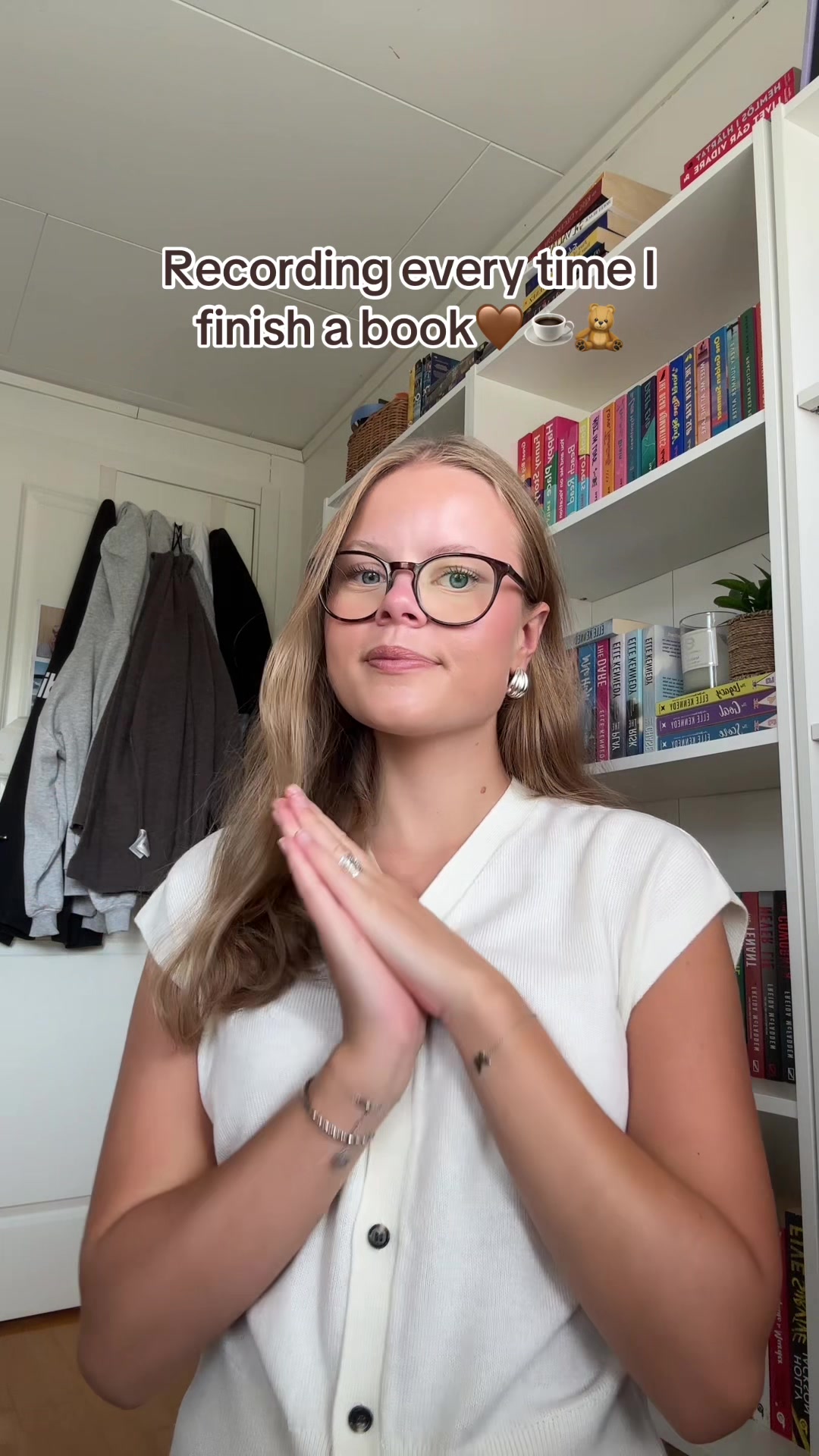 @Hanna🤍📚💭📖
