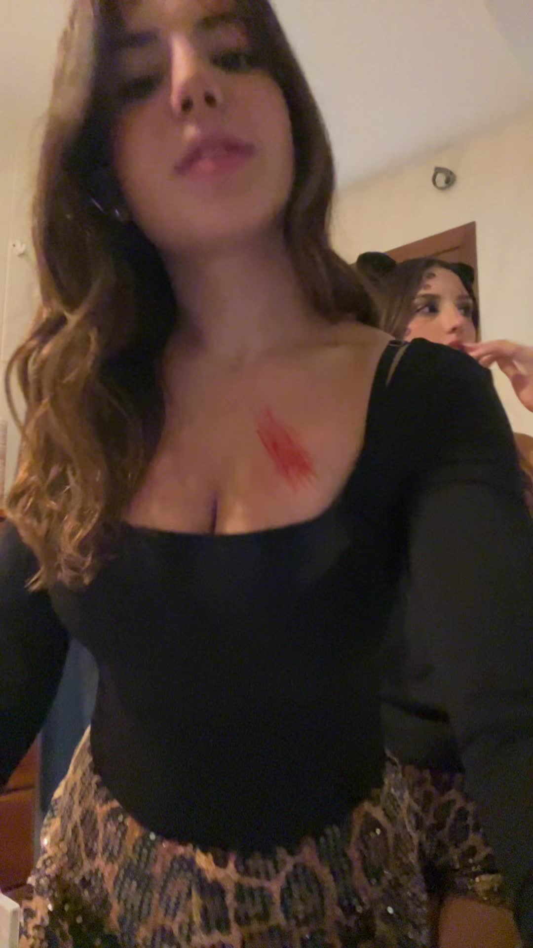 @_ainaaa_