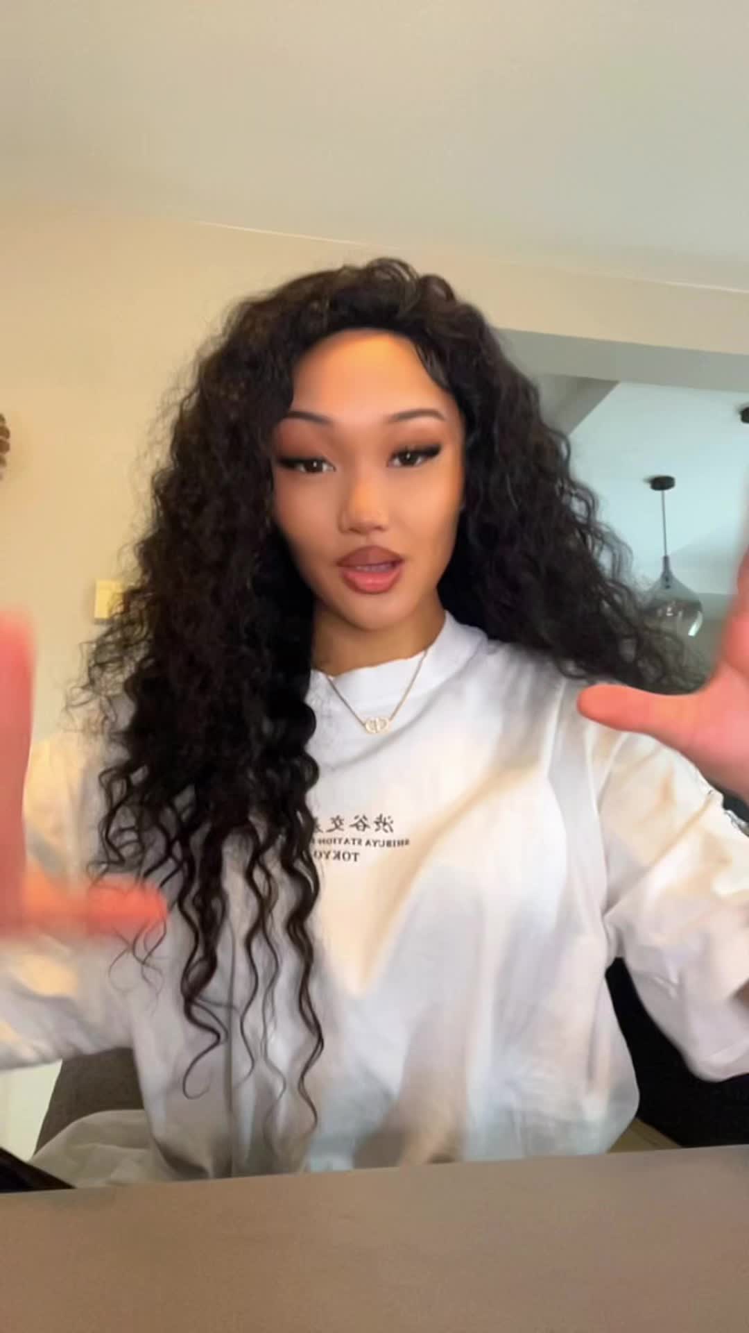@prettylouanh