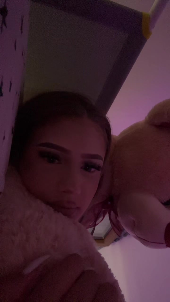 @𝓪𝓵𝓮𝓴𝓼𝓪𝓷𝓭𝓻𝓪