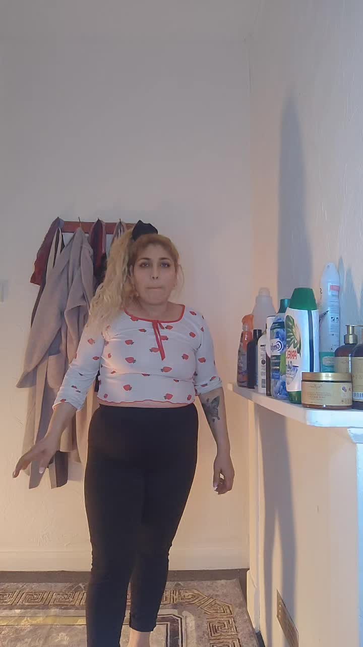 @Neslihan &hearts;️👩&zwj;❤️&zwj;👨👩&zwj;❤️&zwj;👨
