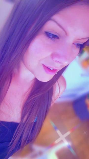 @einfachmely