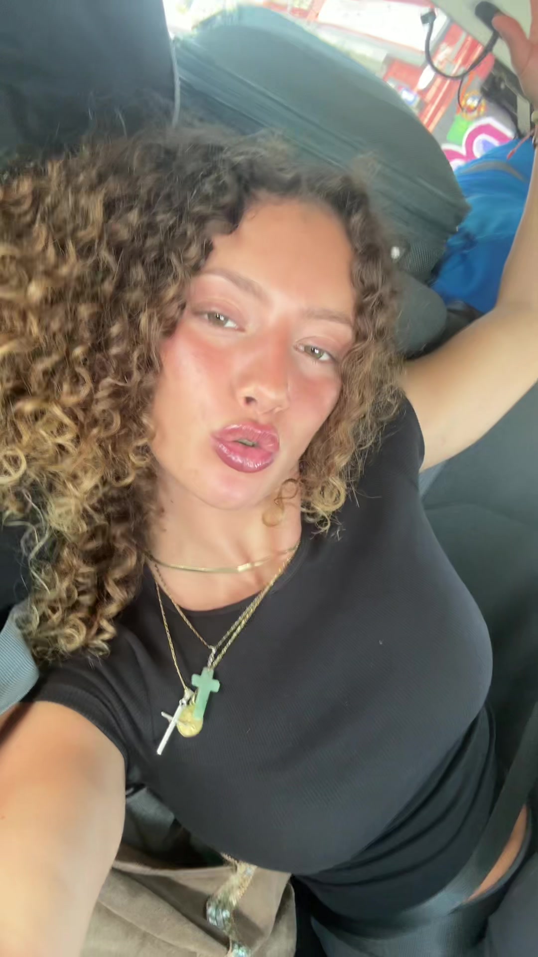 @Tina
