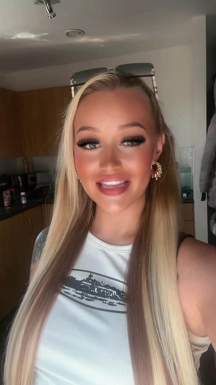 @Leighahover