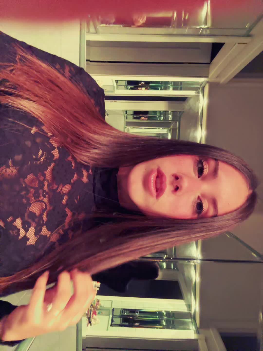 @siriaa