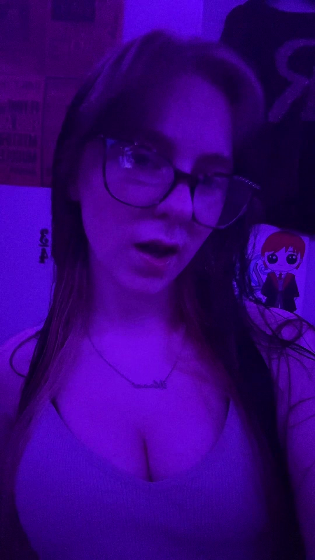 @𝒜𝓁𝒾𝒸ℯ😝