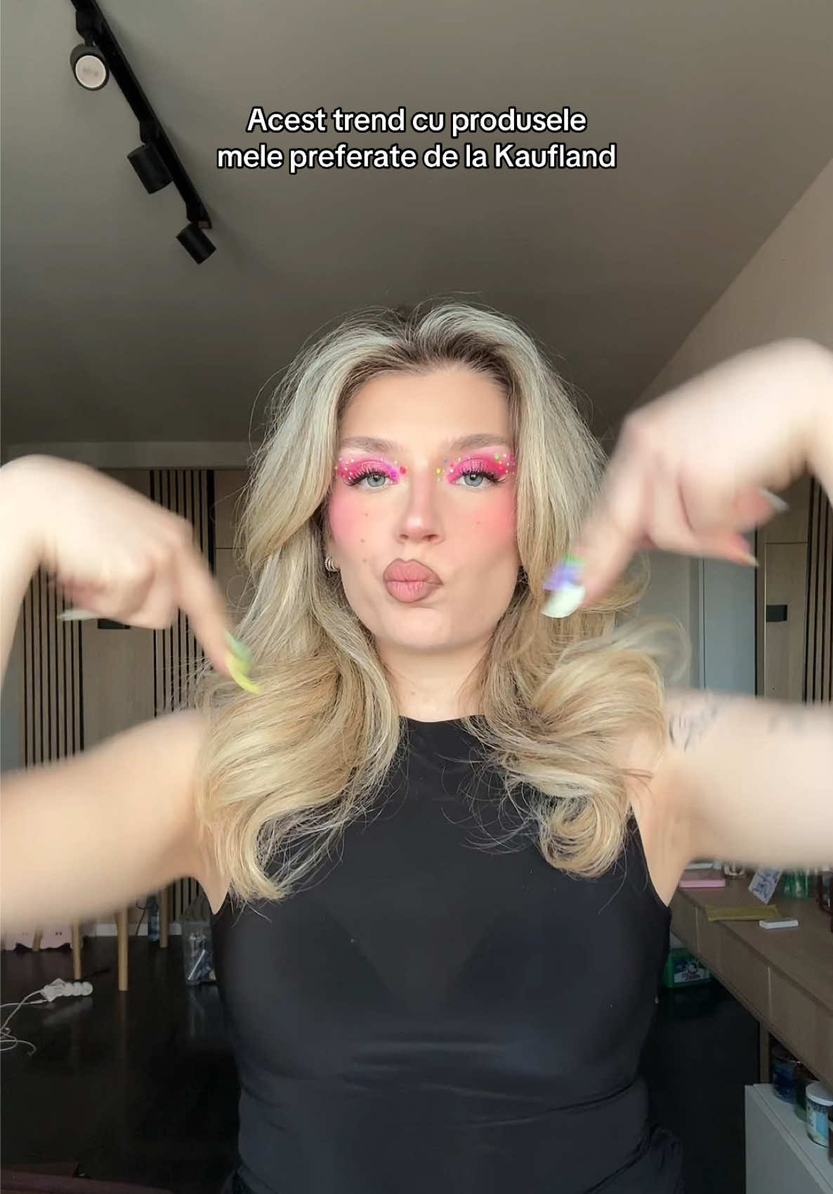 @Makeup_Miru