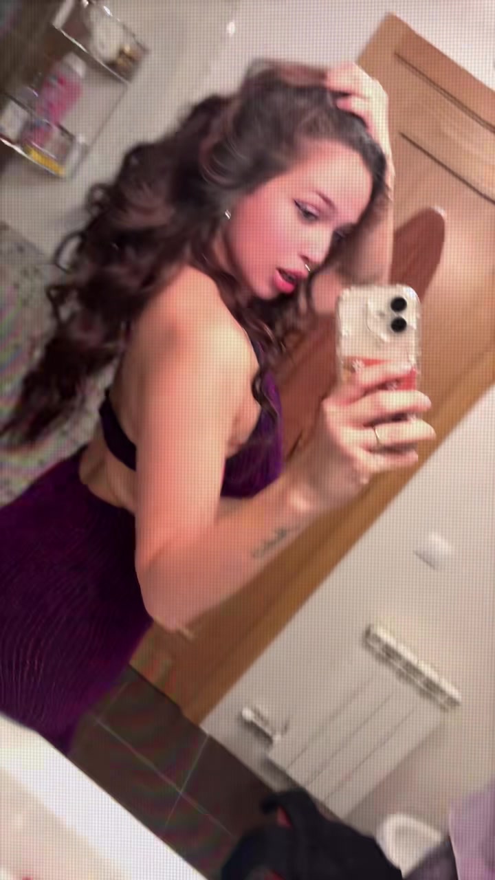 @Laveriiitaaa