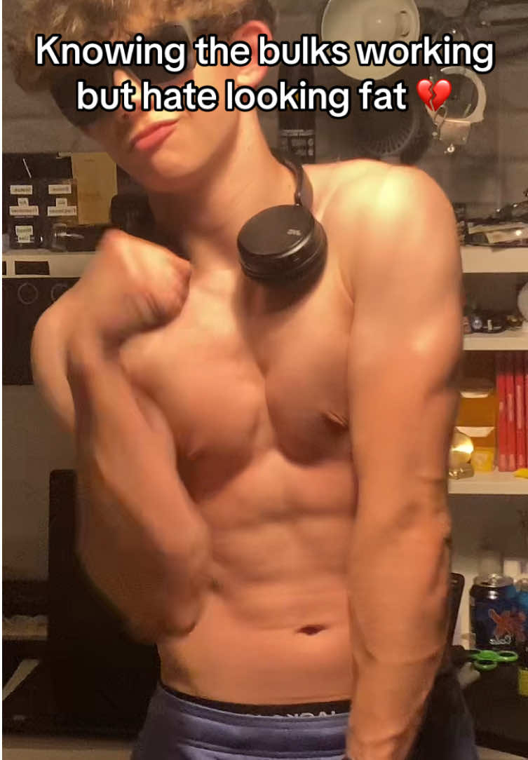 @ArhcX09