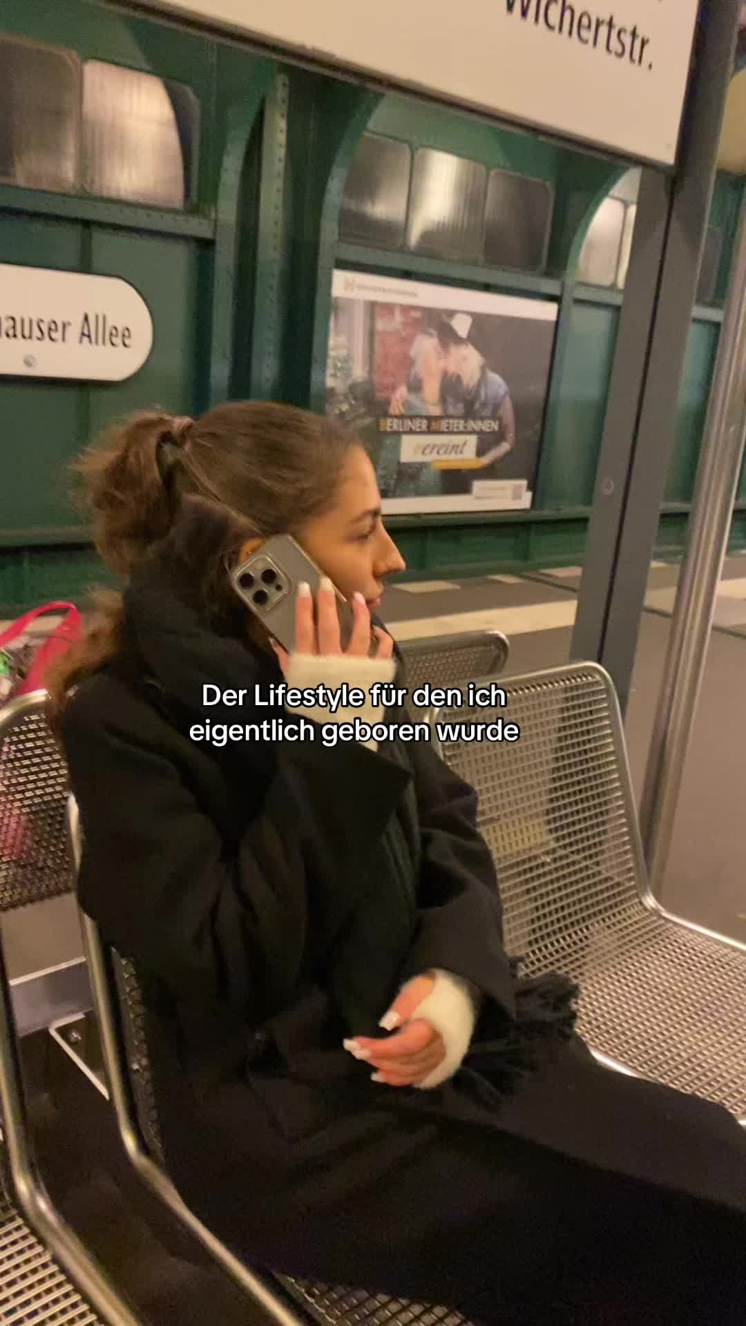 @celineleandra