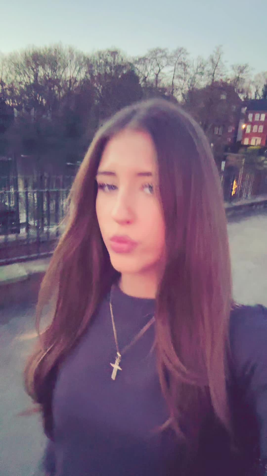 @𝐤𝐢𝐧𝐚.