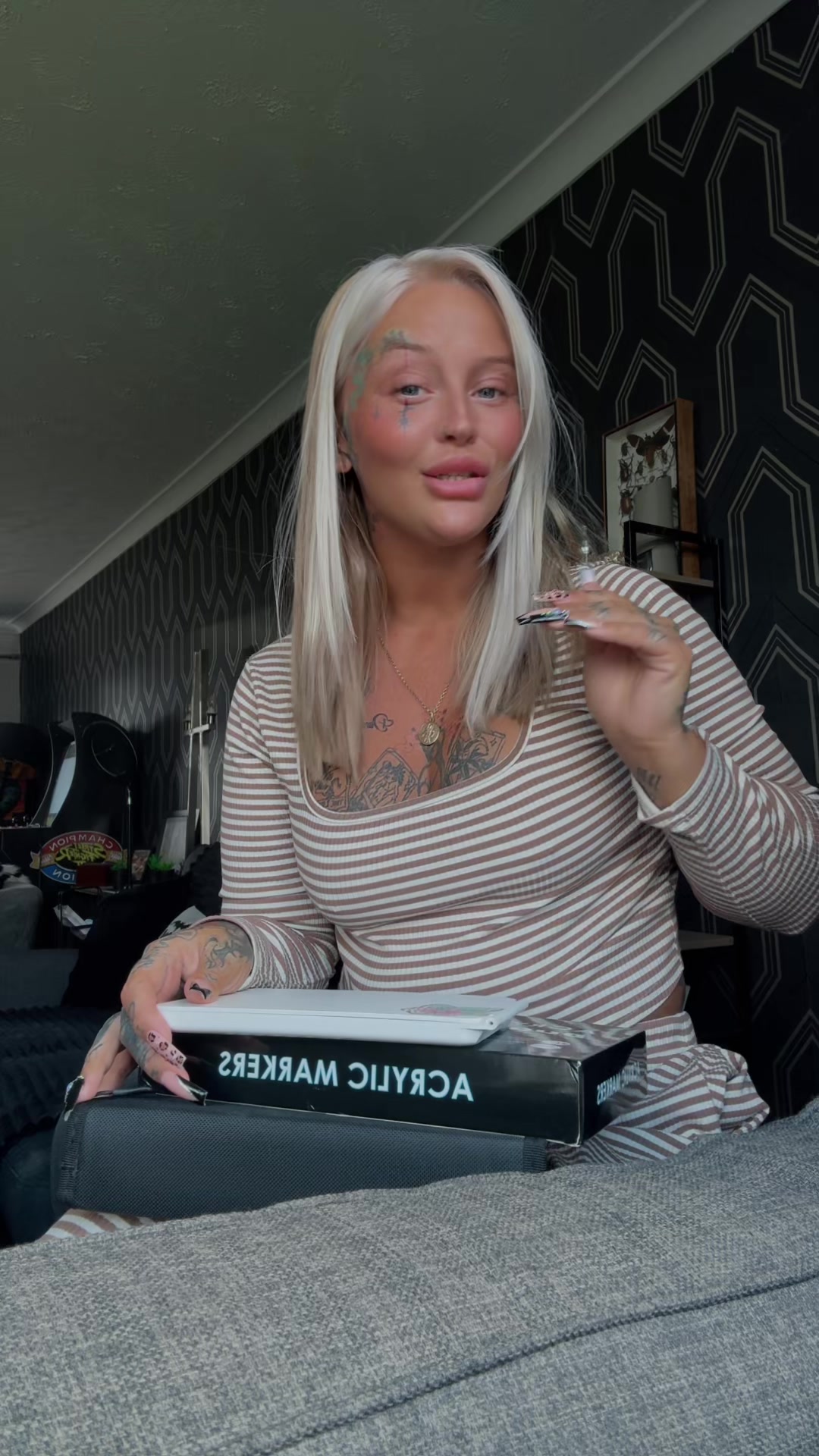 @littlemissinkbox