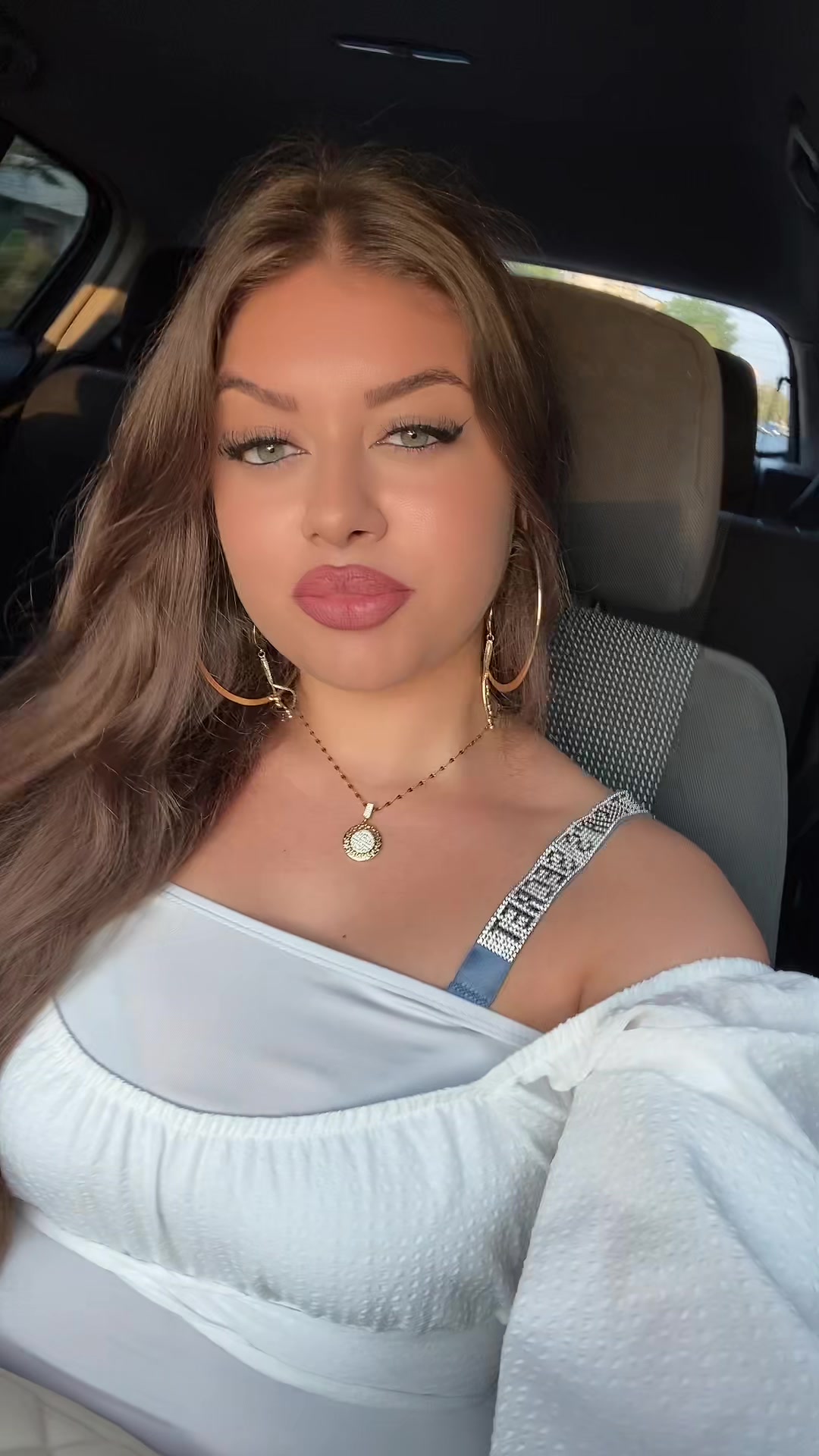 @nevi.17