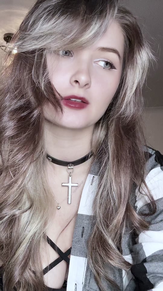 @Lily/liwynx