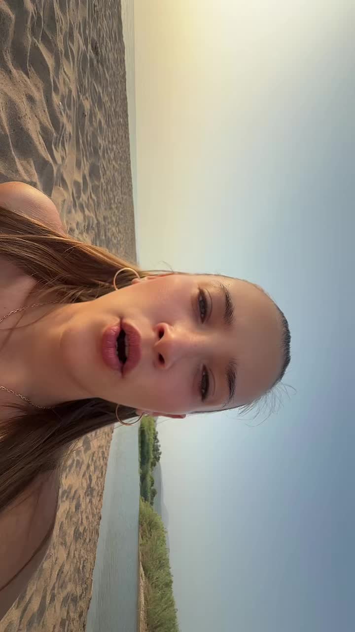 @elena_nanu