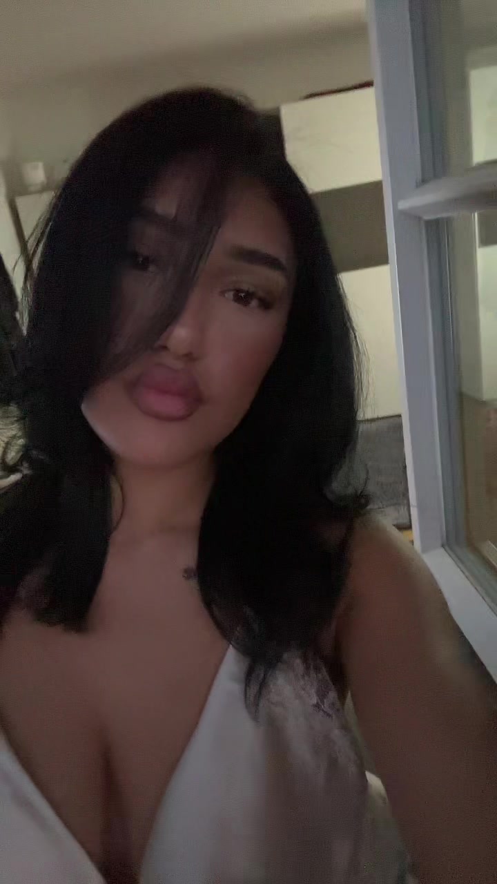 @𝑳
