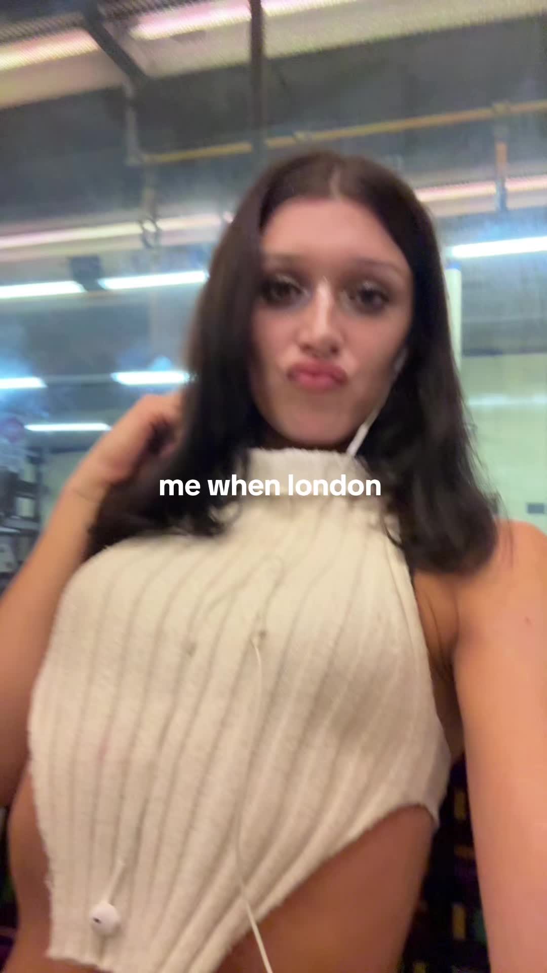 @￼