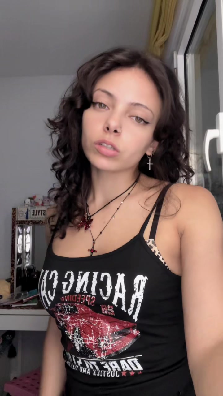 @anitaa