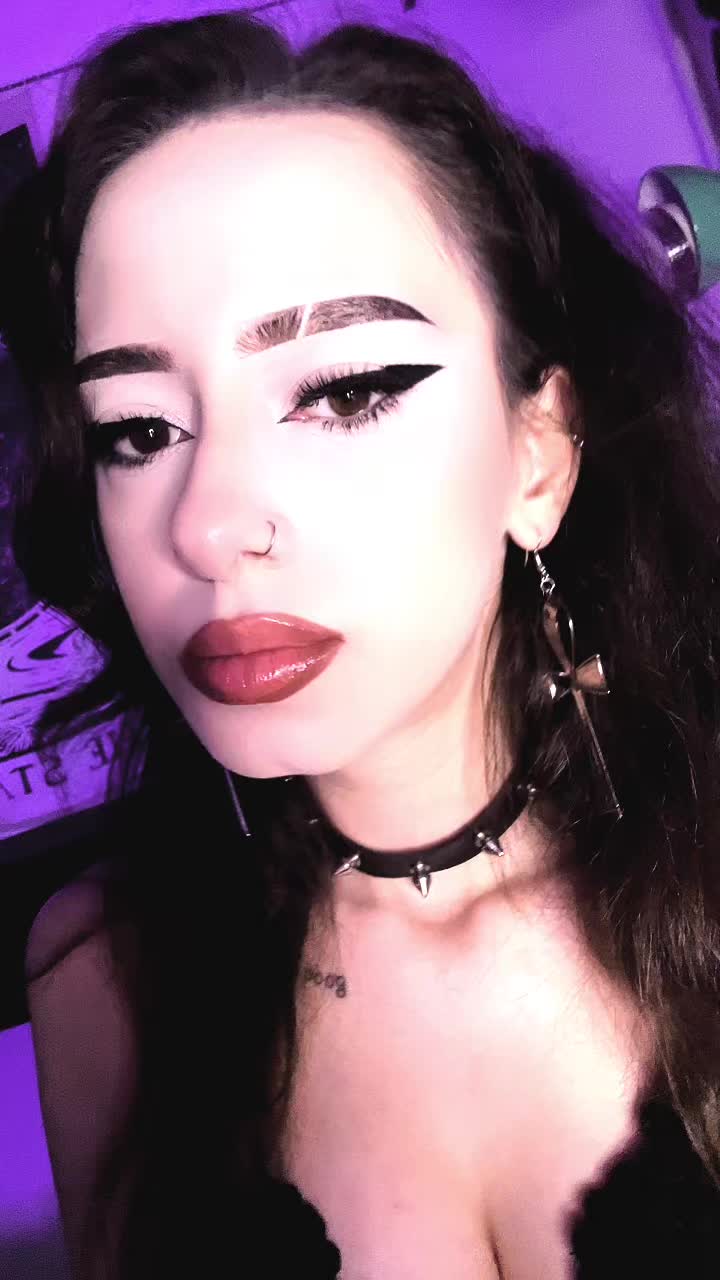 @anamaria🐐