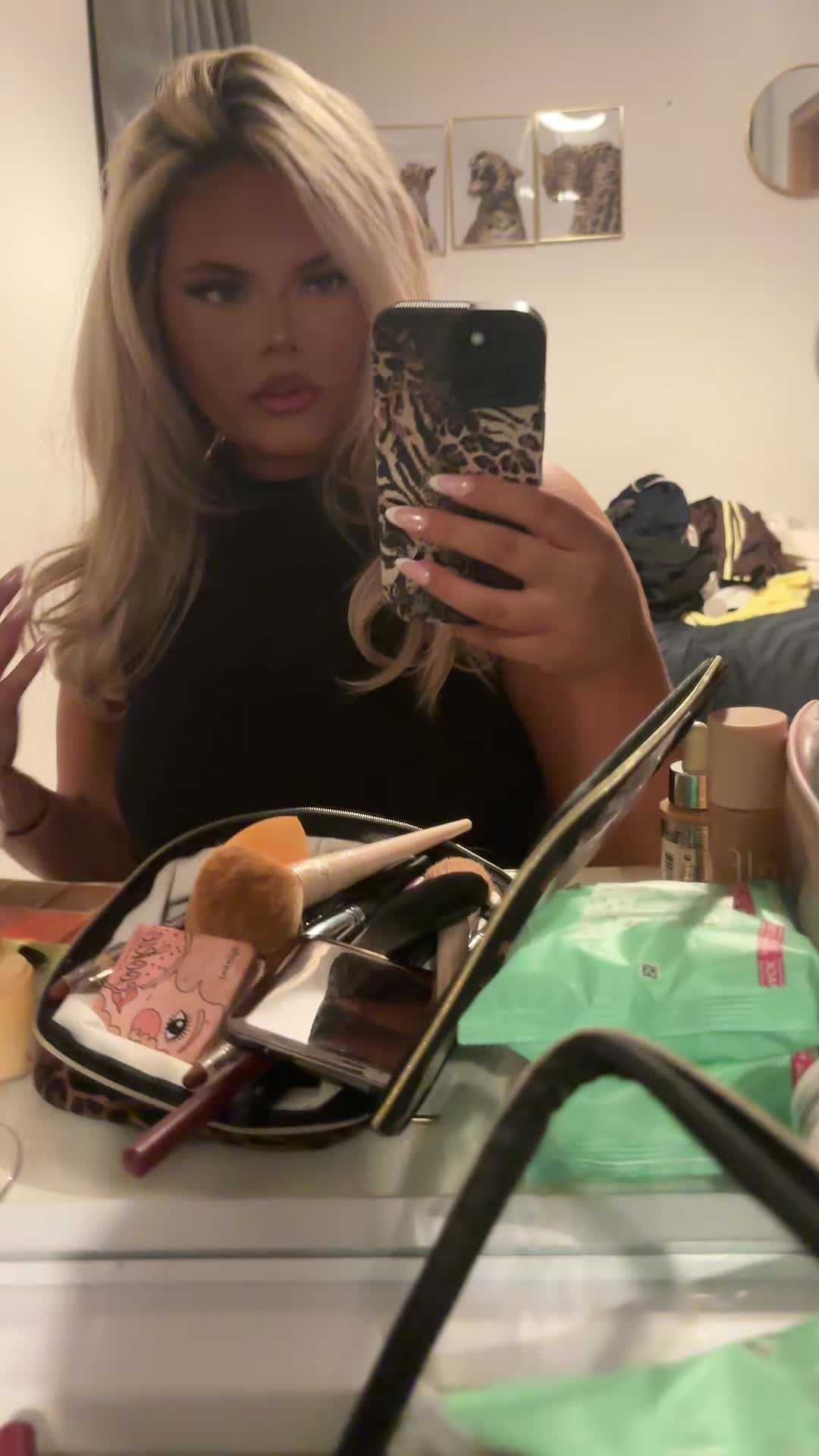 @ella