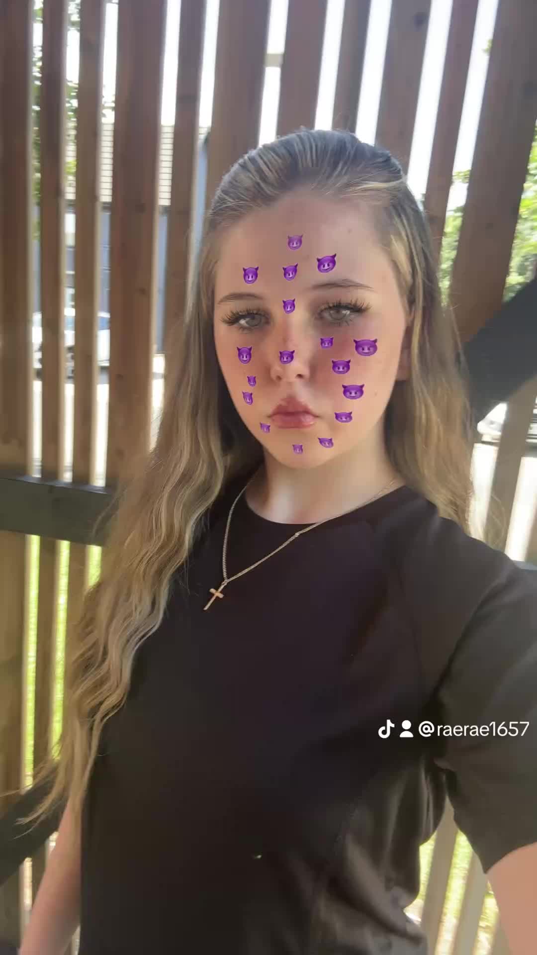 @raerae