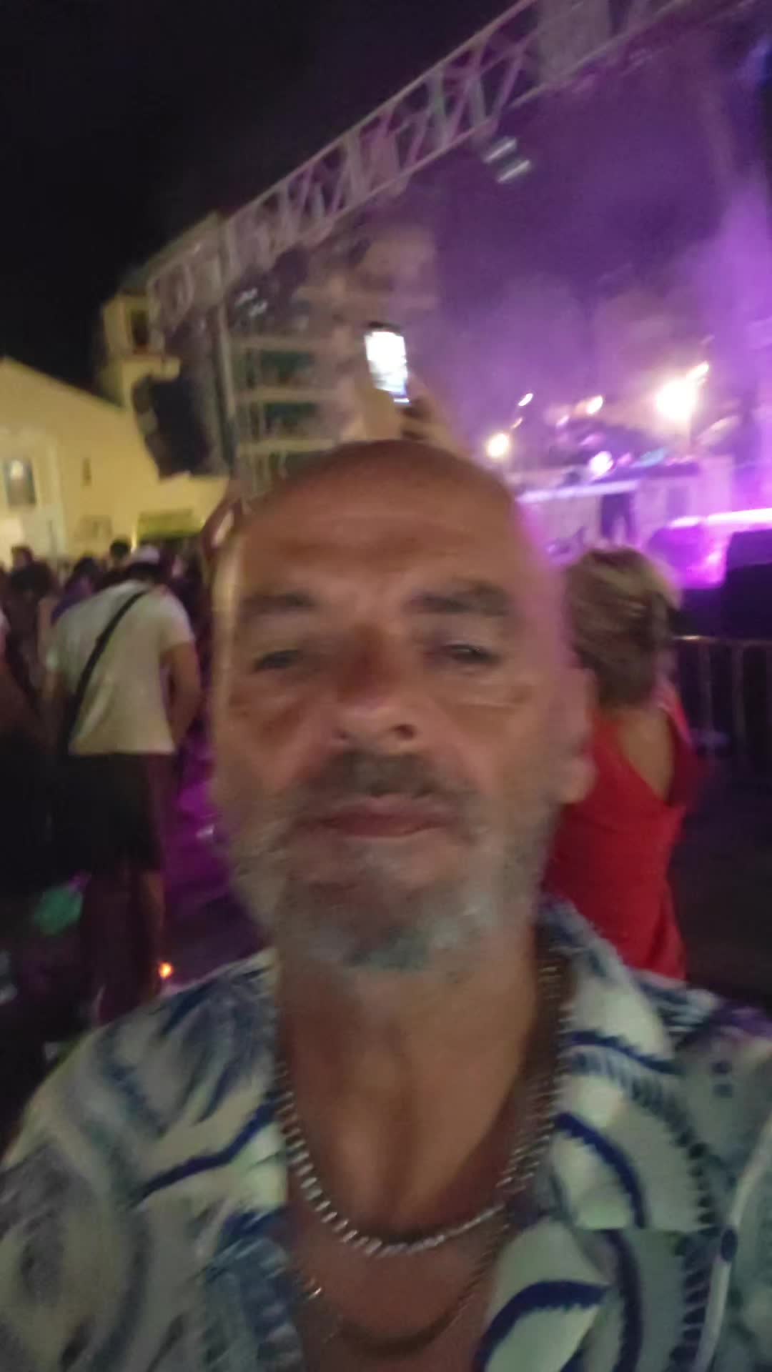 @manumota