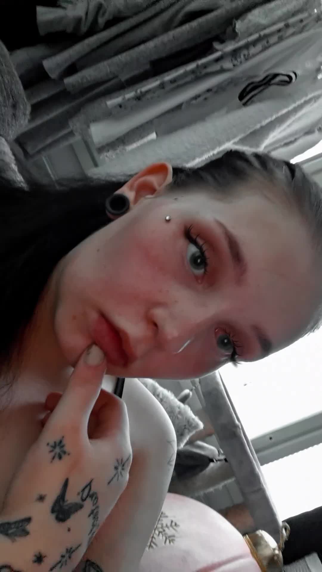 @noirjasmin