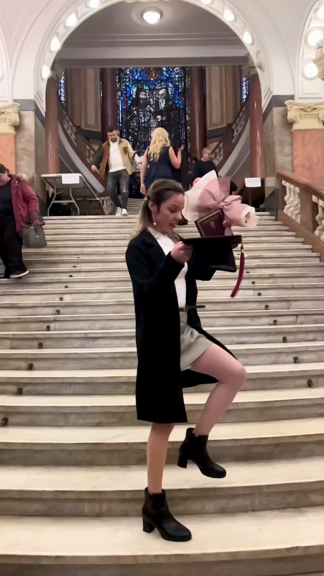 @Усмивката😊