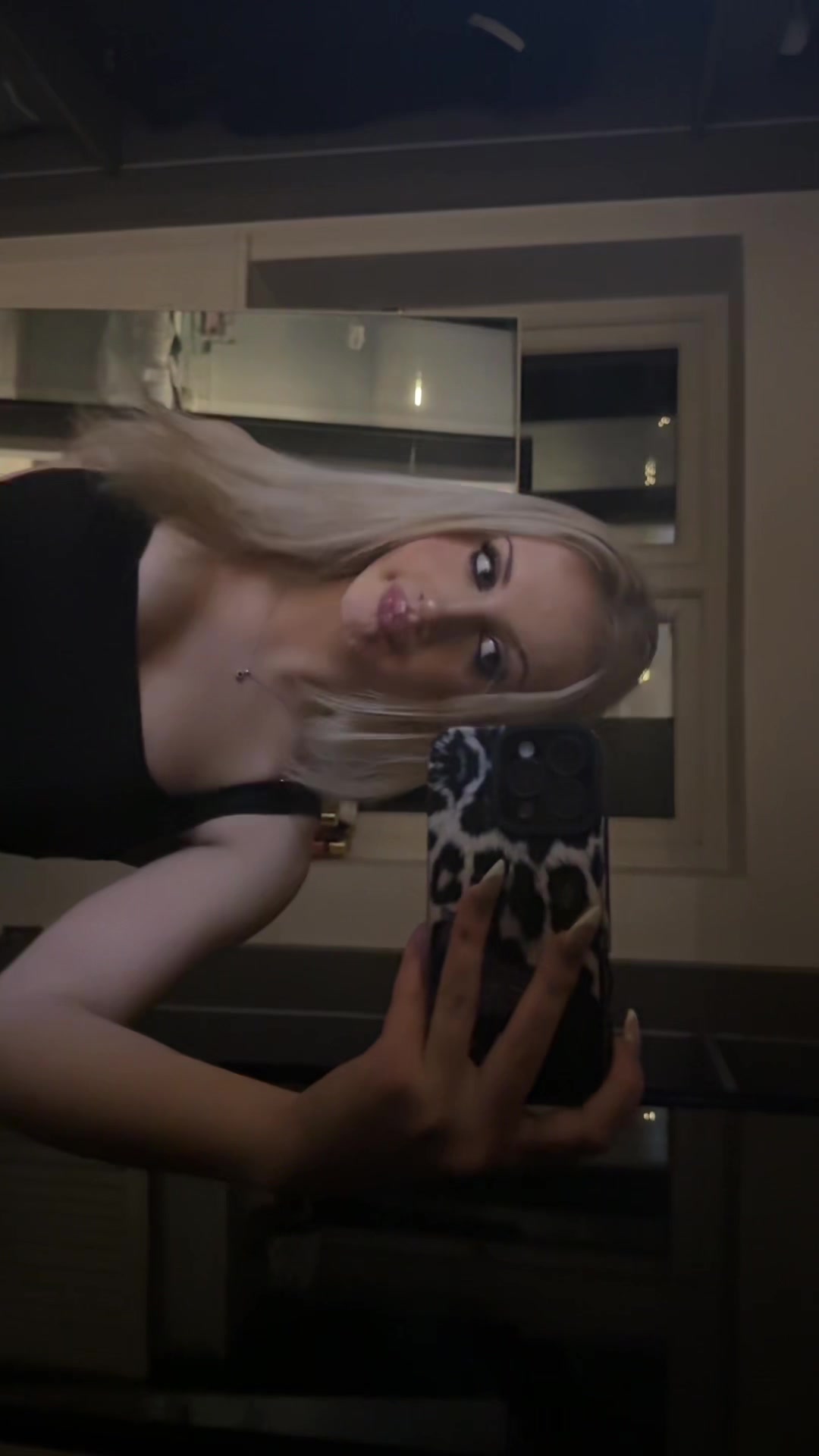 @nikole